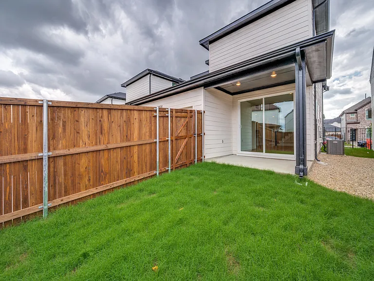 7221 Confetti St — Photo 16