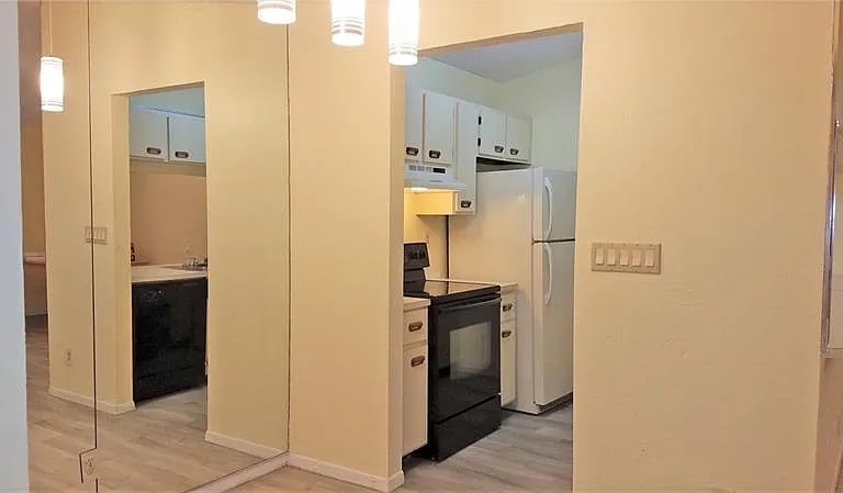 9466 Boca Cove Cir #310 — Photo 6