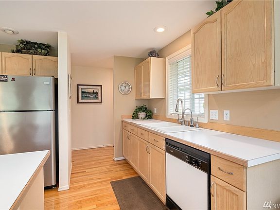 4th image of 3817 Spadoni Ln #3-A