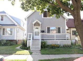 2809 S Burrell St, Milwaukee, WI 53207