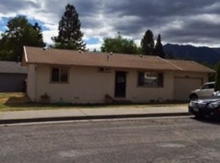 454 Sullivan Ave, Weed, CA 96094