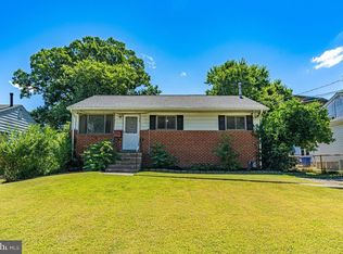 4709 Glenoak Rd, Hyattsville, MD 20784