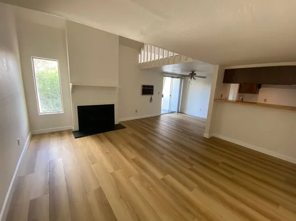 7508 Parkway Dr Unit 202, La Mesa, CA 91942