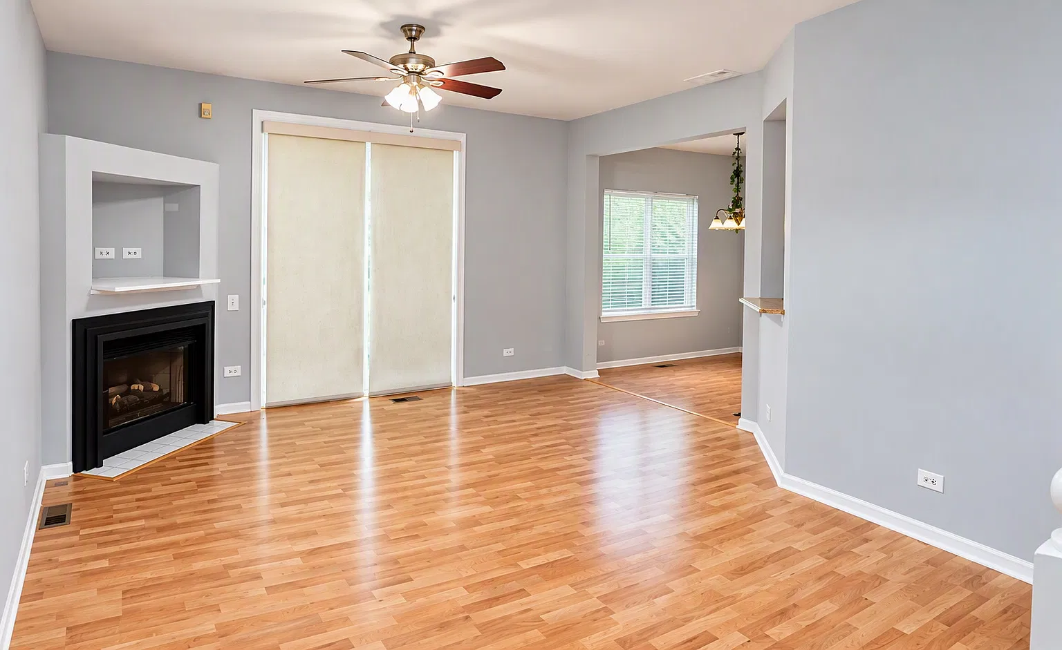 3 bed, 2.5 bath, $2,600 — Photo 2