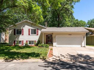 949 123rd Ln NW, Coon Rapids, MN 55448