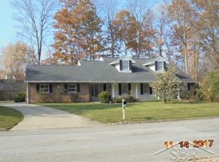 4936 Arboretum Dr, Saginaw, MI 48638