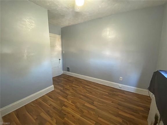 5th image of 6211 Denison Ave