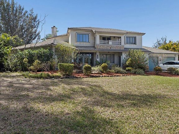 4th image of 5521 SW 109th Avenue