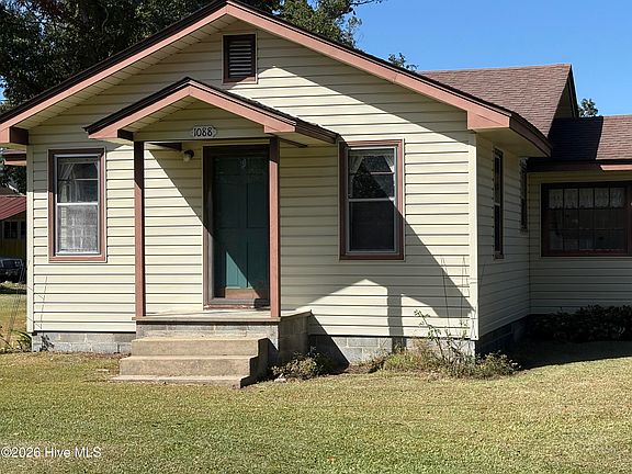 3rd image of 1088 Jefferson Road