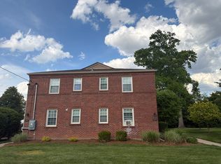 2637 Landor Ave, Louisville, KY 40205