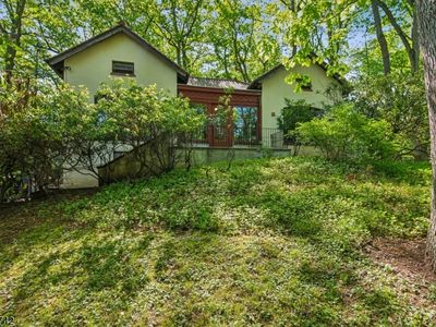 9 Upland Way, Verona, NJ, 07044