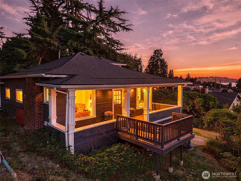 4th image of 10115 66th Avenue S