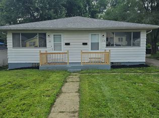 3536 NE Monroe St, Peoria, IL 61603