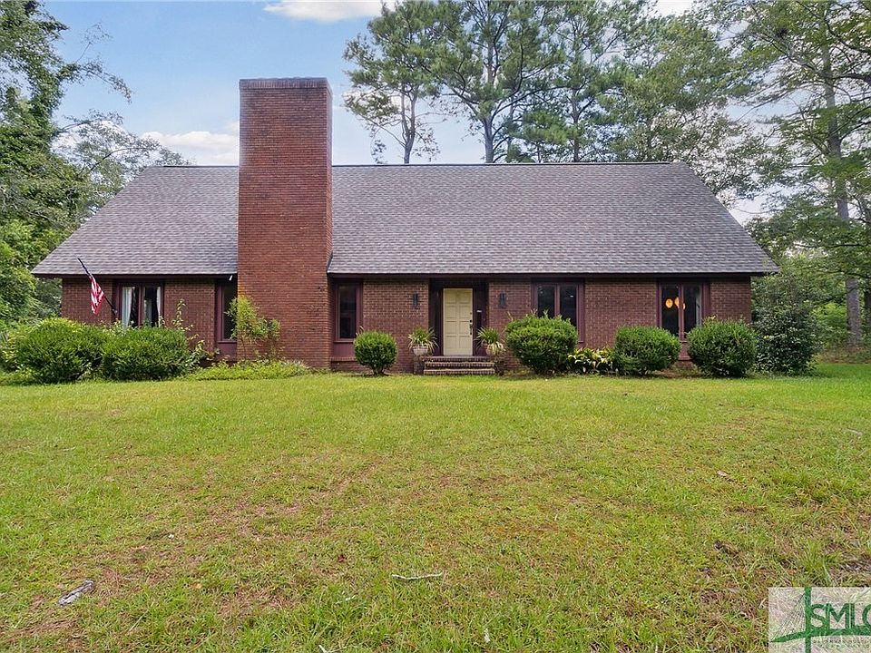 1st image of 201 Pinewood Drive
