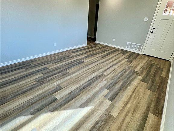 4th image of 5237 Catskills Dr