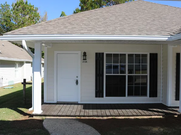 212 Hawthorne Dr, Hattiesburg, MS 39402
