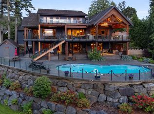 12503 28th Ave, Surrey, BC V4A 2N8