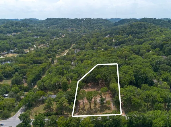 1553 Harding Pl, Nashville, TN 37215