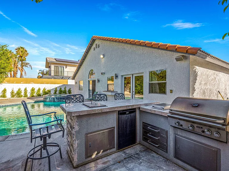 68140 Perlita Rd — Photo 10