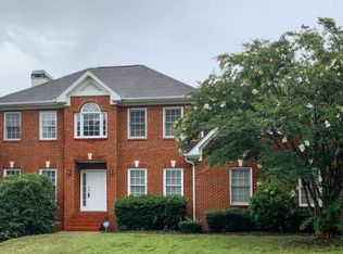 1015 Saddle Brooke Dr, Dallas, GA 30132