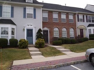 1902 Pine Ct, Hellertown, PA 18055