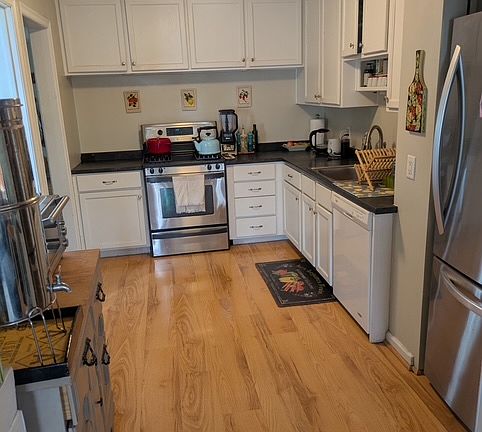 3rd image of 2144 S 61st Ave