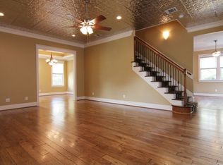 3905 Golf Dr, Houston, TX 77018
