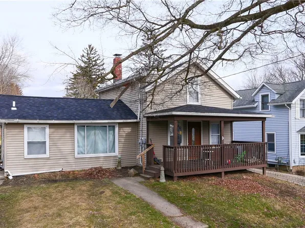 4605 Franklin St, Mantua, OH 44255