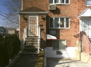 2132 150th St, Flushing, NY 11357