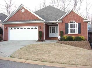 143 Hidden Ridge Dr, Spartanburg, SC 29301