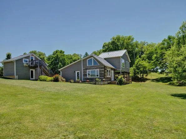 75 Ponds Dr, Lexington, VA 24450