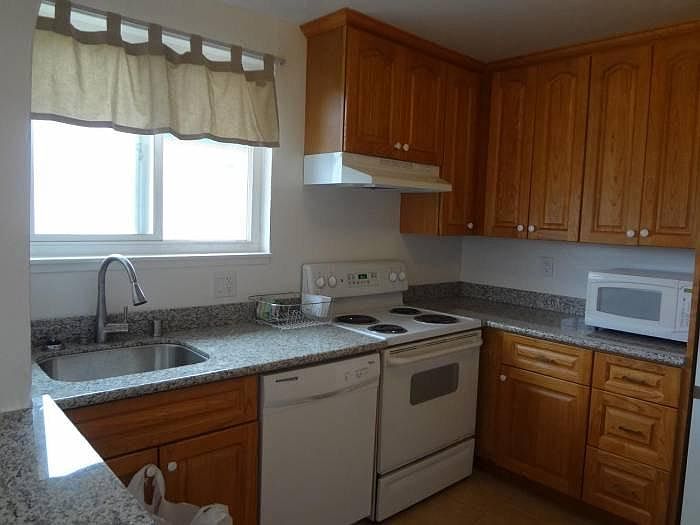 1st image of 78 Linden Ave APT 3