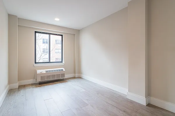 Rented by Compass | media 6