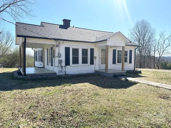 3347 Sheely Rd, Lenoir, NC 28645