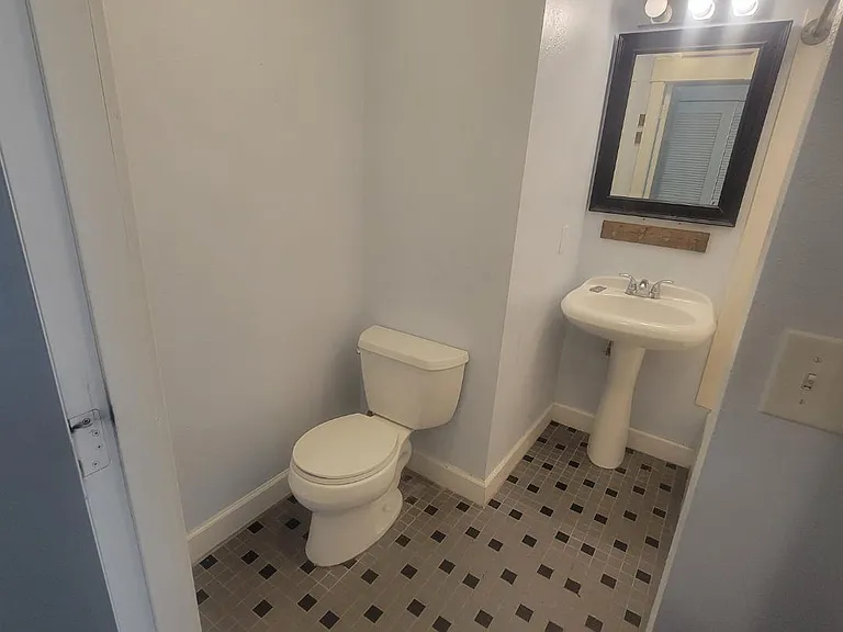 Unit Photo