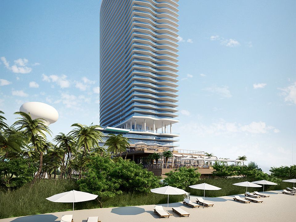 Hyde Beach House Condos