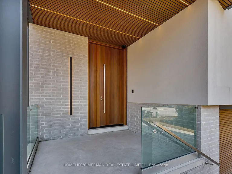 21 Farrell Ave — Photo 3