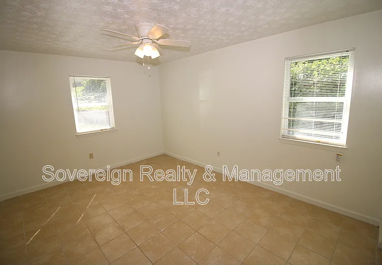 8367 Warren Dr — Photo 14