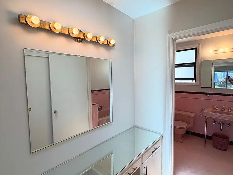 955 Lawton St — Photo 24