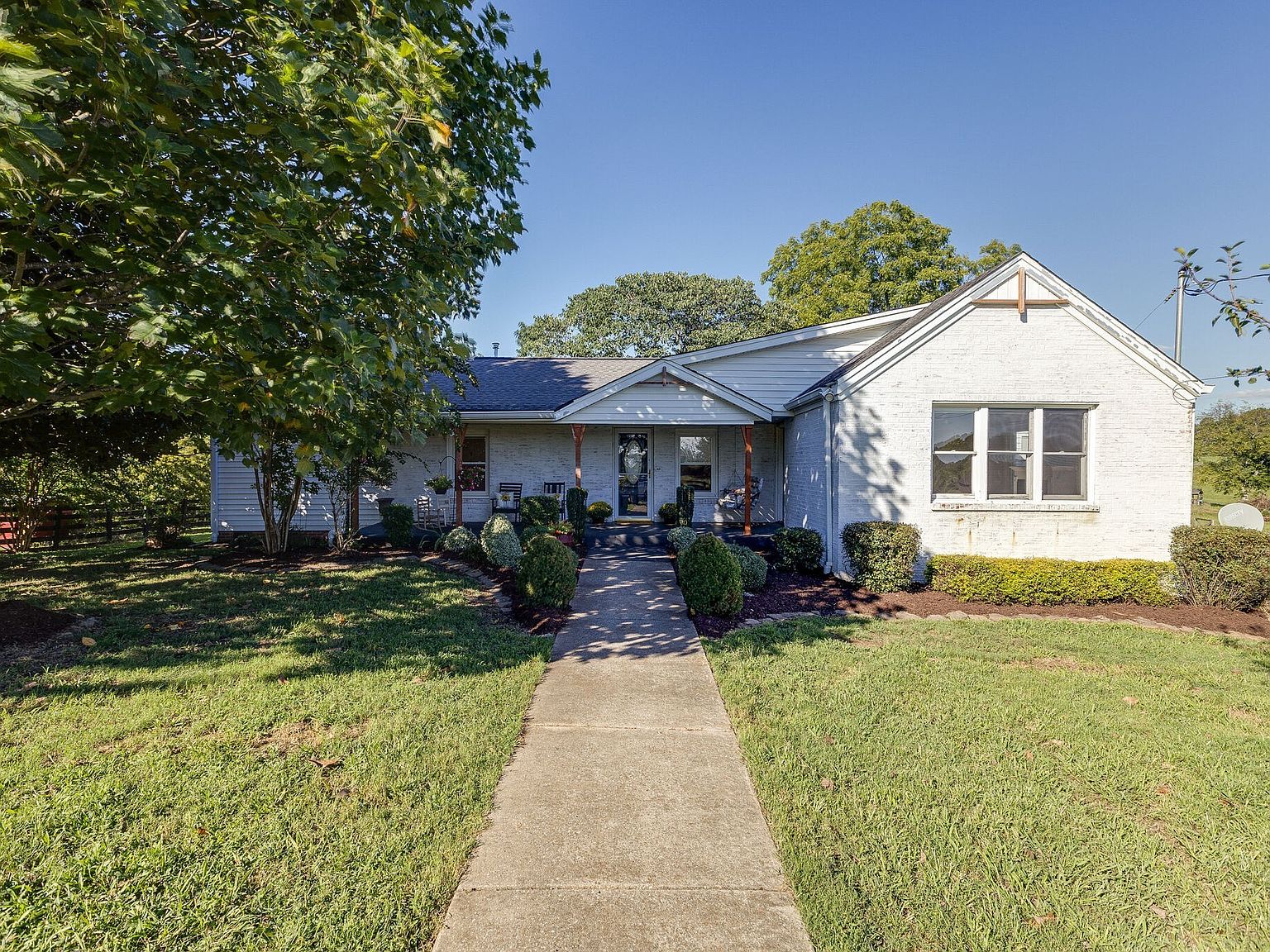 新品未使用 House on the Hill (Flower Stripe) 36098defcbaa2e1a7f9d03a9aff4c4