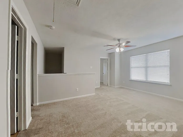 1015 Blair Field Ln — Photo 16