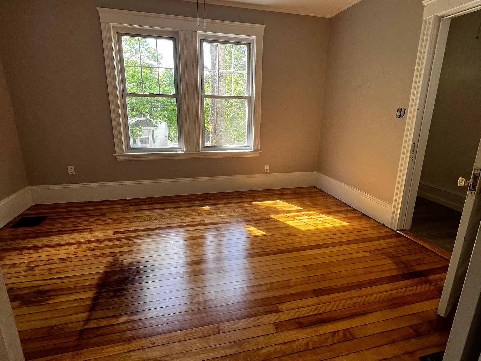 2 bed, $900 — Photo 2