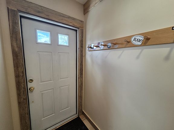 2nd image of 526 Canaan St #1