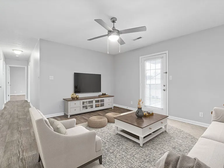 Highland Park Luxury Townhomes — Photo 8