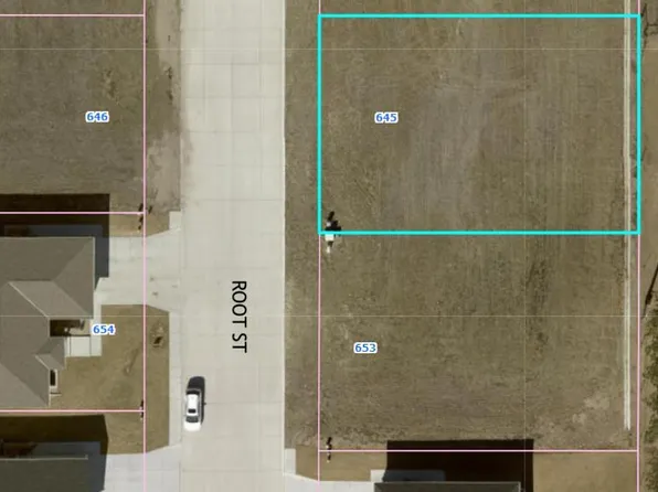 645 Root St, Grand Island, NE 68801