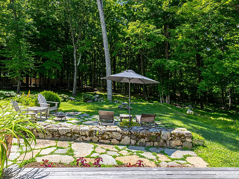 896 Westport Rd — Photo 30