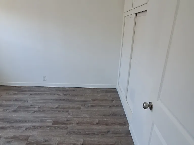 5567 Kinston Ave — Photo 6