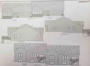 1325 Brunette Downs Dr, Madison, WI 53718