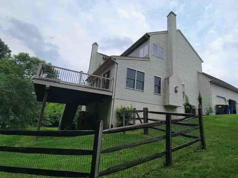 Nattull Dr — Photo 1