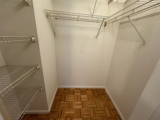 Rented by BATTERY PARK CITY RESIDENTIAL LLC | media 7